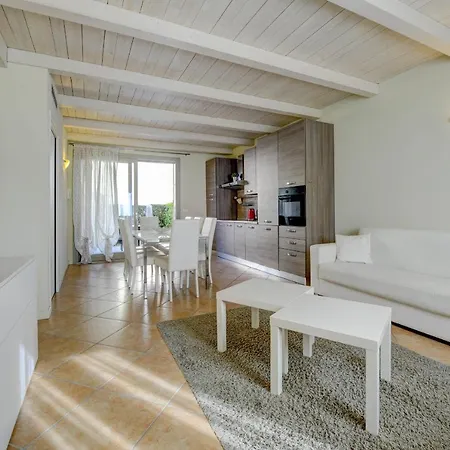 Casa Della Romantica * Manerba del Garda