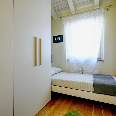 Casa Della Romantica Apartment Manerba del Garda