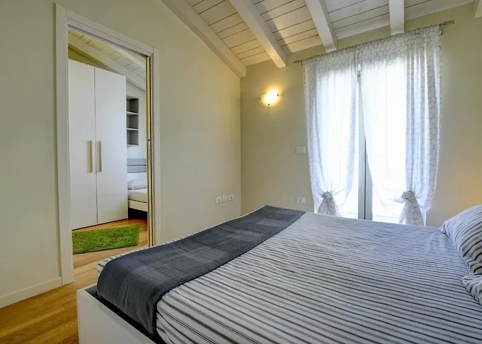 Casa Della Romantica * Manerba del Garda